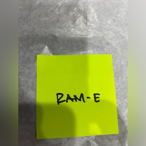 Vuori Women's Large Helix Seamless Legging Maroon NWT 7/8 Length High Rise - Picture 7 of 7